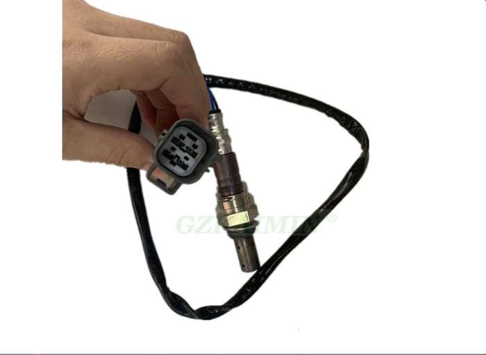 Oxygen sensor 9497252 Fits For Volvo S60 2.0L 2.4L V70 2.3L 2.4L 2001-2002