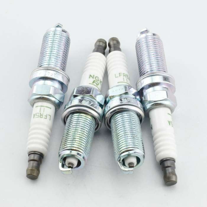 4pcs/lot 22401-8H515 For Nissan Almera N16 X-Trail T30 Premera Normal Spark Plug