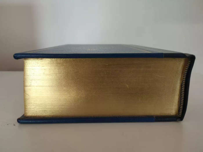 THE COMPLETE WORKS OF WILLIAM SHAKESPEARE
