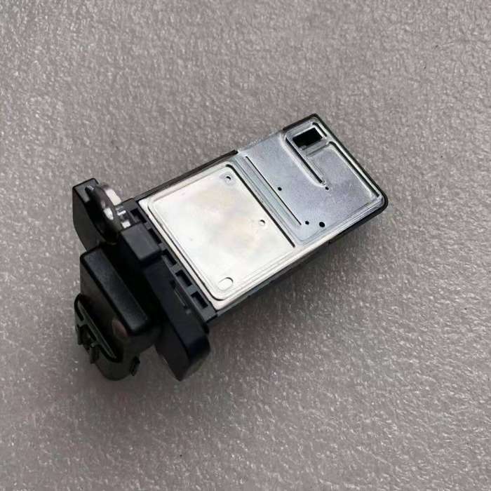 Mass Air Flow Sensor Meter MAF For Toyota Tacoma 2.7 Sequoia Tundra 4.6 4.7 5.7