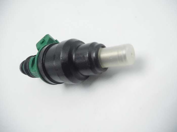 4pcs Fuel Injector Nozzle INP-052 For Dodge Ram 50 Mitsubishi Mighty 89-90 2.4L