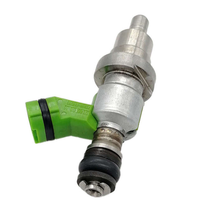 4x Fuel Injector 23209-29065 23209-28070 For Toyota RAV4 Avensis NOAH GAIA VISTA