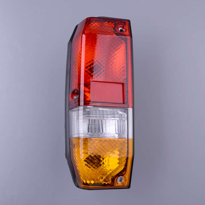 Left Rear Taillight Fit for Toyota Land Cruiser 70 75 Series Troopy 85-99 Acc