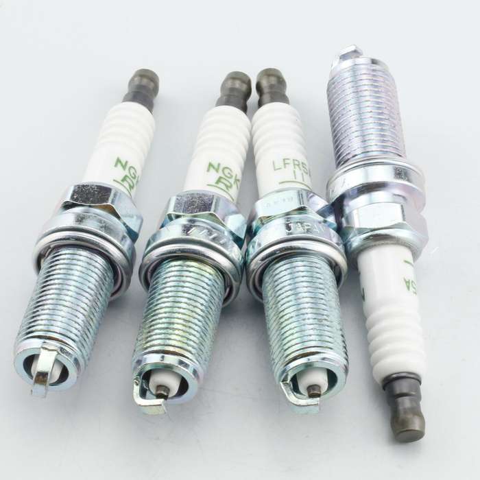 4pcs/lot 22401-8H515 For Nissan Almera N16 X-Trail T30 Premera Normal Spark Plug