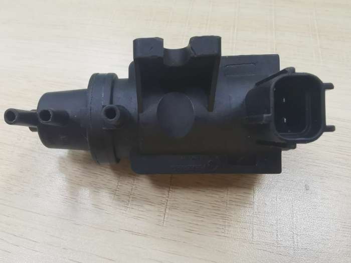 Genuine Turbo Boost Pressure Solenoid For MAZDA 3 6 mk3 III CX-5 2.2 D SH02-1874