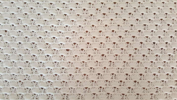 70 x 90cm Cream White with Two-Tone Pastel Border Crochet Baby Blanket | Double Knitting