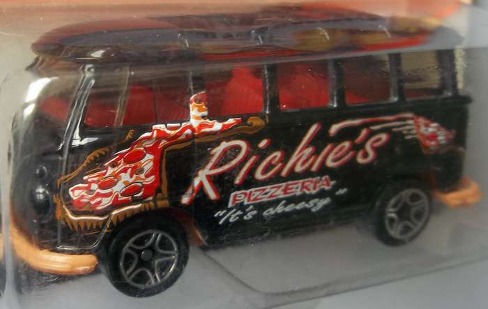 Matchbox VW VOLKSWAGEN Transporter 1999 Sealed on Card Model Car
