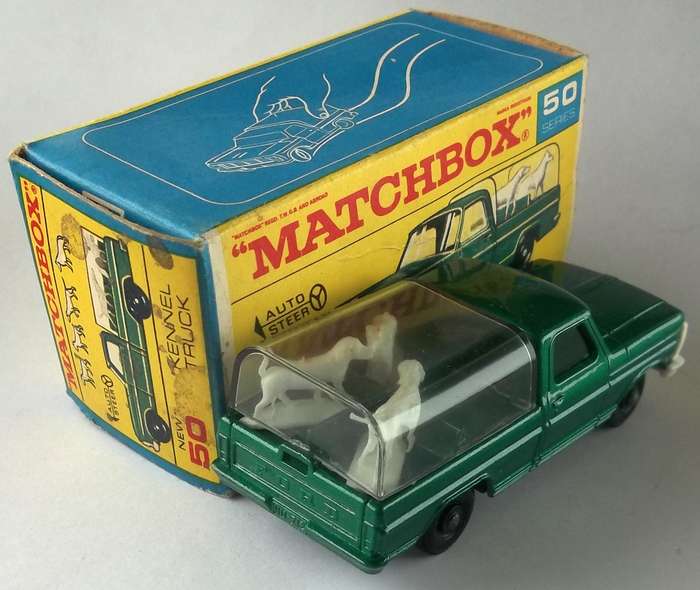 MATCHBOX Lesney 1-75 SERIES REGULAR WHEELS #50 FORD Kennel Truck Made in England 1969 BOXED MODEL