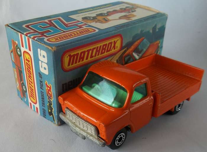 MATCHBOX Lesney Superfast #66 Ford Transit Produced 43 years ago in 1977 Made in England BOXED