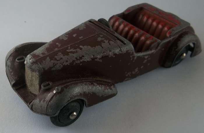 Dinky Toys #38d Alvis 1940's Model Solid Die Cast Made in England Model Car
