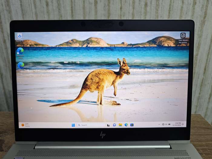 HP EliteBook 840 G5 8TH Gen i7-8650/ 16GB RAM/ 256GB SSD/ LTE / Backlit Keyboard/ Original Charger
