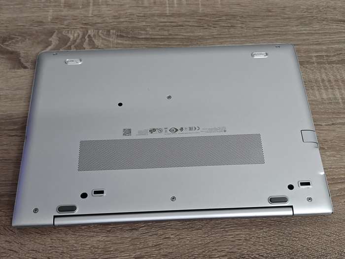 HP EliteBook 840 G5 8TH Gen i7-8650/ 16GB RAM/ 256GB SSD/ LTE / Backlit Keyboard/ Original Charger
