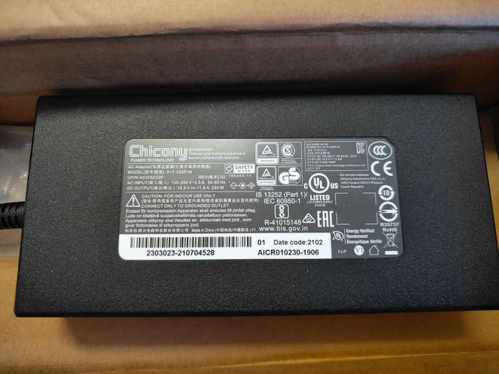 Wootbook Gaming laptop GM5ZG8W Spares laptop / Sold as is (voetstoots, faulty motherboard)