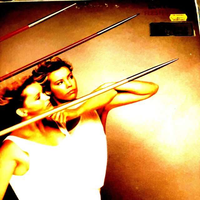 Roxy Music : Flesh and Blood : LP Cond. = VG