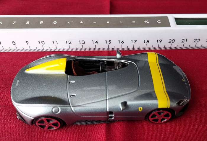 Bburago 1:43 Ferrari Monza SP1 - Die Cast Scale Model