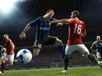 Fighting for the ball in the open in Pro Evolution Soccer 2012