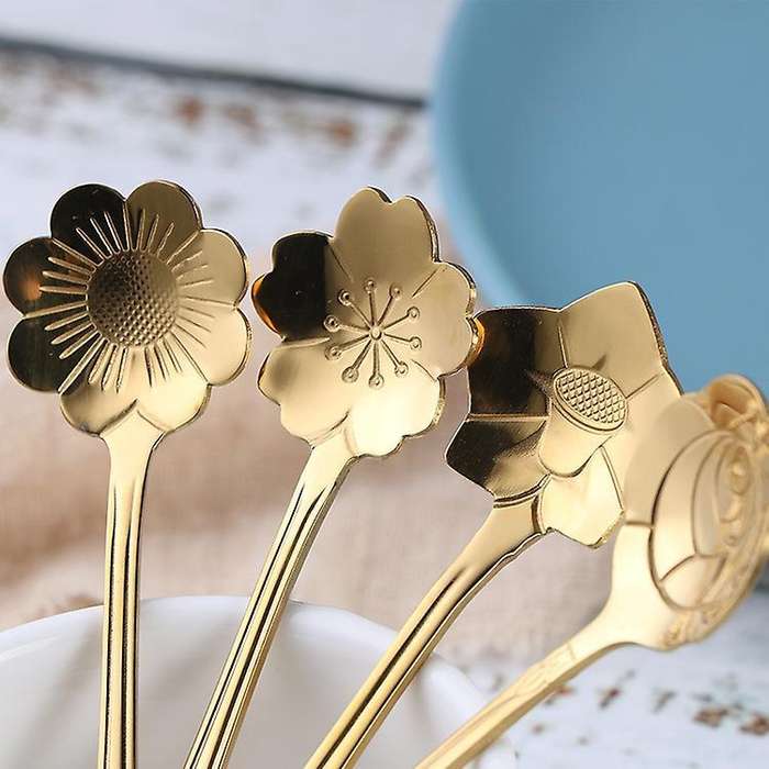 4pcs Cute Stainless Steel Flower Teaspoon Dessert Coffee Spoon Gold