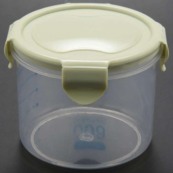 Kitchen Food Container Seal Pot Storage Tank Plastic 600ml Green