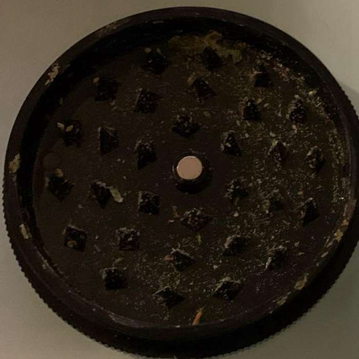 2x 63mm 2 Layer Plastic Tobacco Grinder Herb Grinder