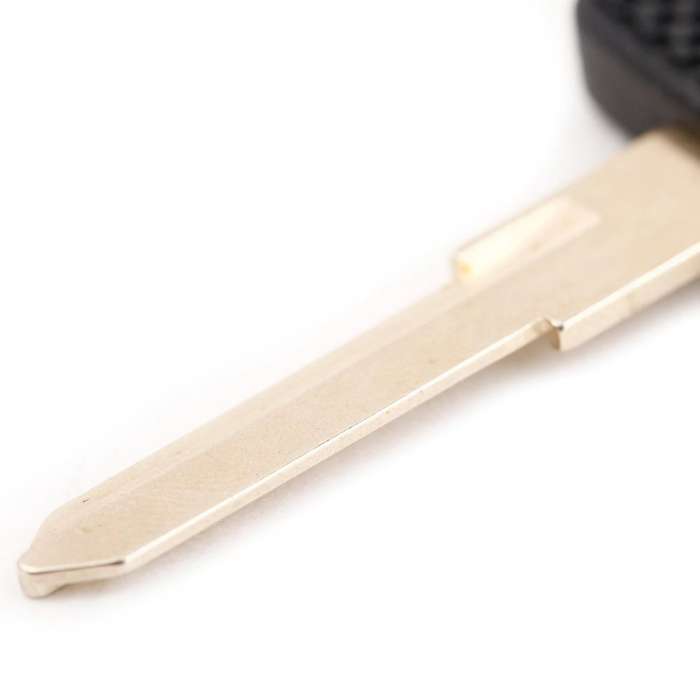 2x Replacement Uncut Blade Transmitters Key Shell Case