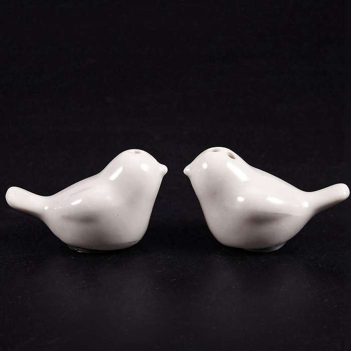 2 Set Of Love Birds Ceramic Salt and Pepper Shakers Favors - White