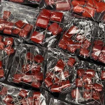 200pcs 25 Types 630V 0.001uf~2.2uf CBB Metal Film Capacitors Assortment Kit