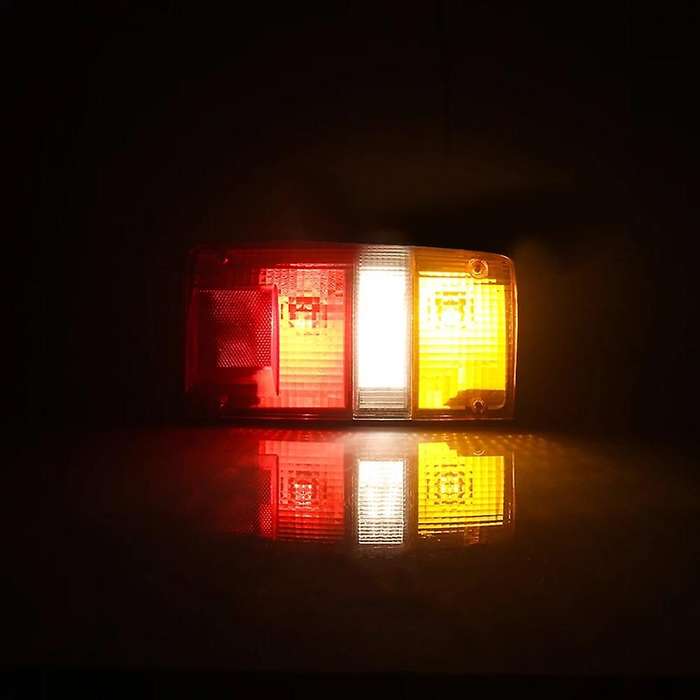 1 Pair Rear Tail Light Brake Light Warning Fog Lamp for MK3 LN RN Pickup 1989-1995 81550-89163 81560