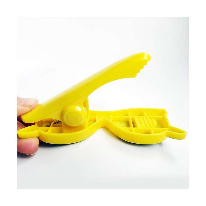 10 Pcs Beach Towel Clips Portable Chair Holders Bright Color Towel Clips Plastic Cute Clothes Clips