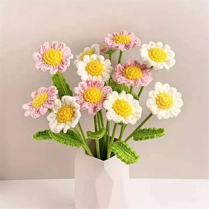 12pcs Handmade Daisy Crochet Yarn Hook Flower Knitted Bouquet Birthday Gift Home Party Wedding Decor