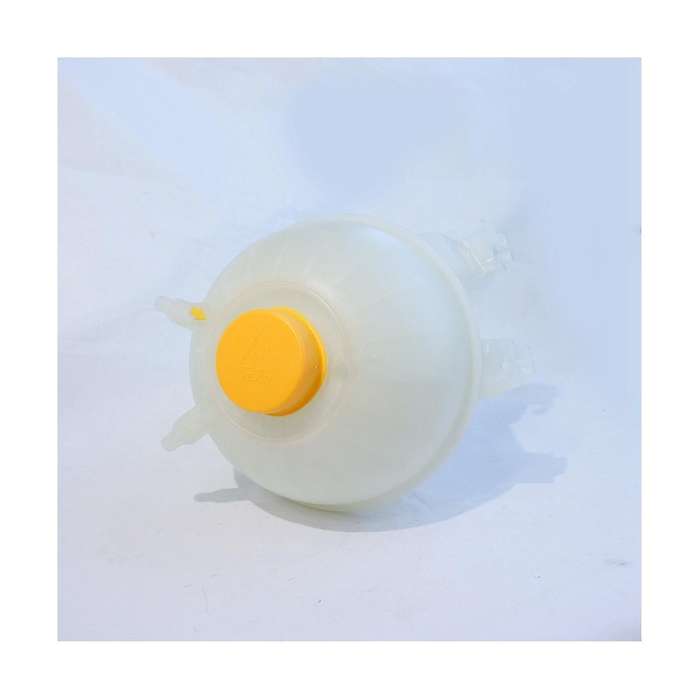 17138610662 Car Kettle Expansion Kettle Engine Cooling Kettle for X5 X6 X7 2018 2019 2020