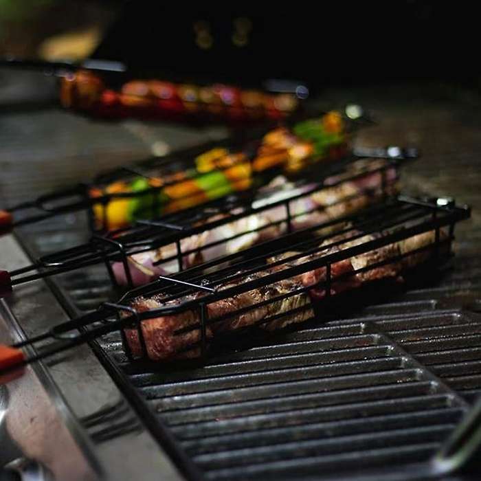 1Pcs Portable BBQ Barbecue Grilling Basket Nonstick Grilling Kabob Basket for Meats Vegetables Steak
