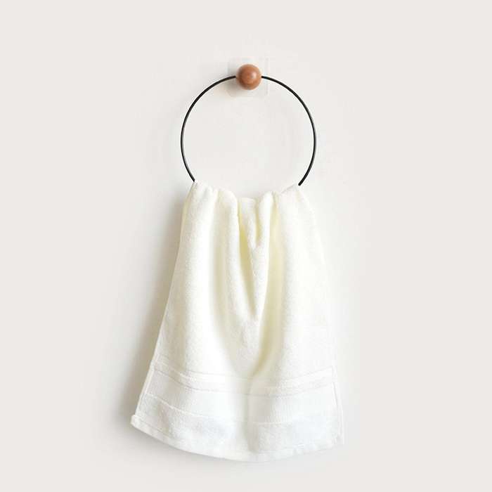 1PCS Simple Towel Holder Round Towel Ring Wall Mounted Towel Rack Shelf for Home Hotel Bathroom Acce