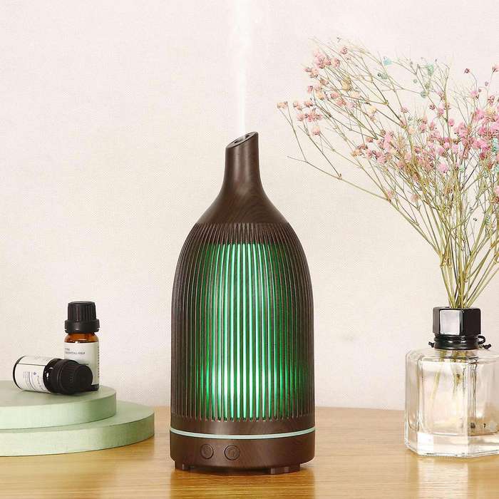 200ML USB Air Humidifier Electric Aroma Diffuser Mist Wood Grain Oil Aroma Mini Have 7 LED Light for