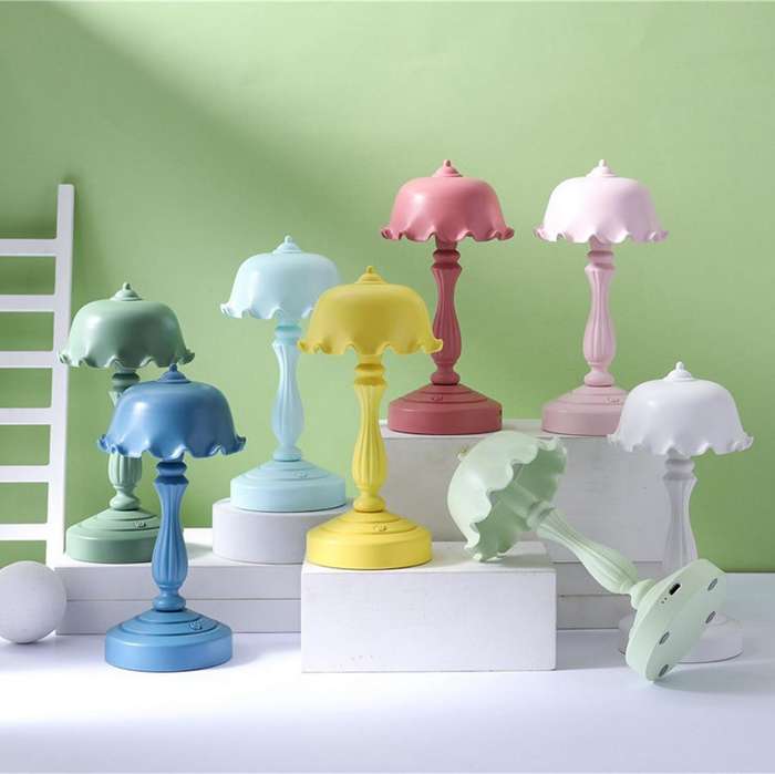 European Hat Bedside Lamp Decor Mini Led Night Light for Mall Room Bar Home Small Reading Table Lig