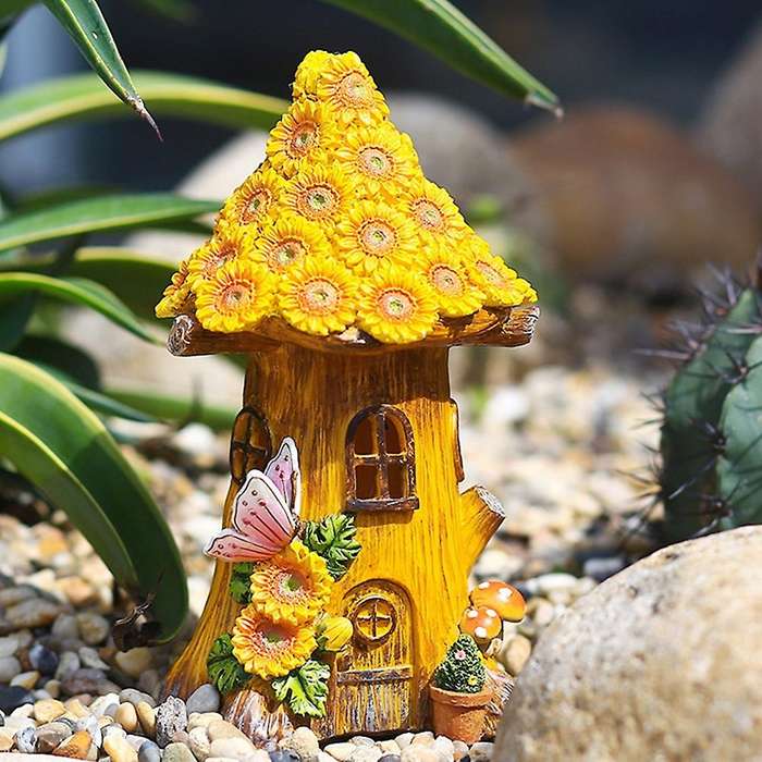 Fairy Garden House Solar Garden Statue Sculpture Outdoor Miniature Statue Decoration Lawn Decoration