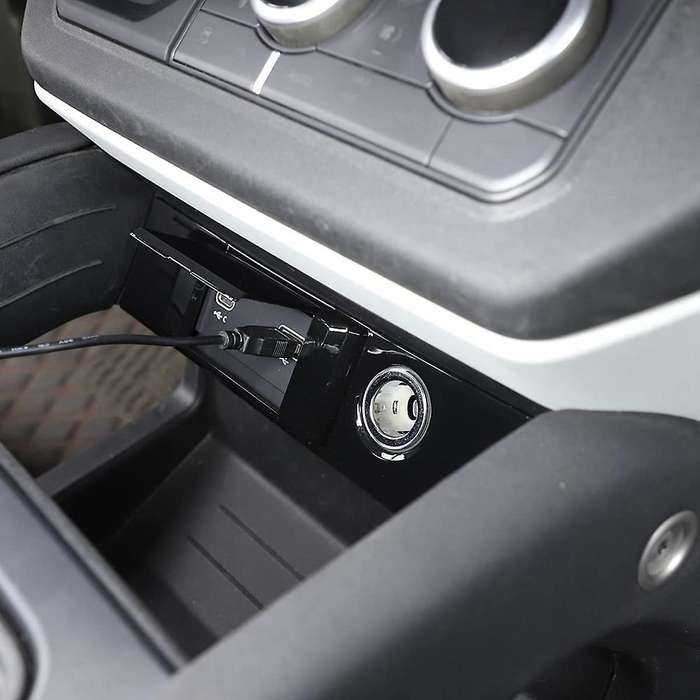 For Land Rover Defender 2020-2022 Car Center Console Usb, Black