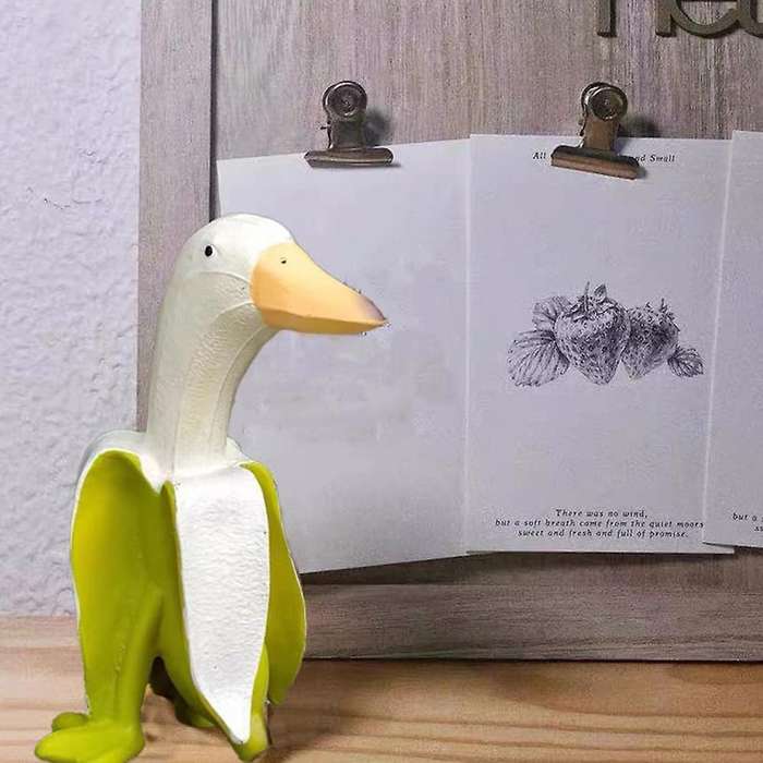 Creative Banana Duck Statue, Yard Garden Decor Home Desk Decoration