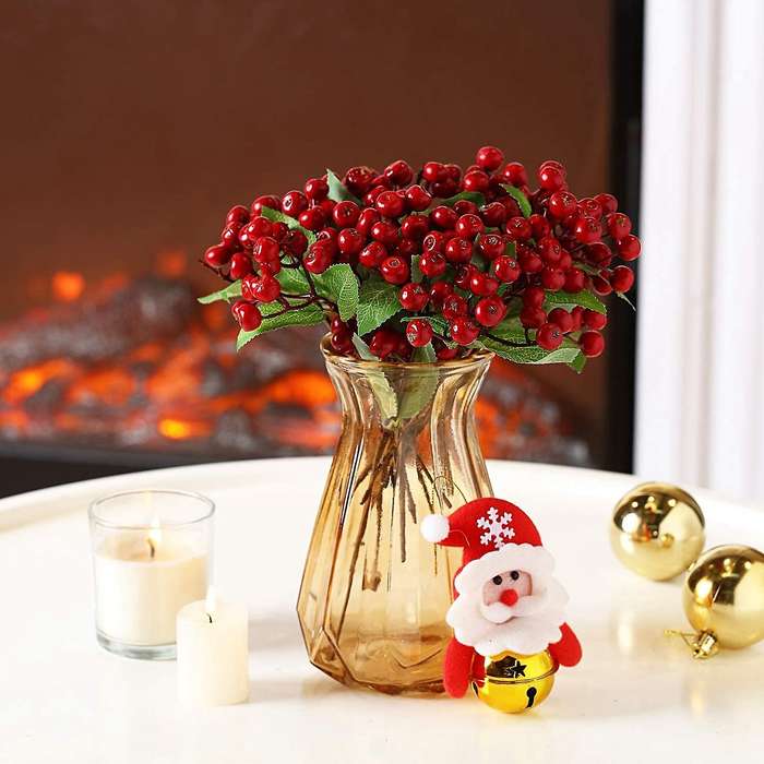 20pcs Artificial Red Berries Twig Stem Flowers Fake Berries Bunch