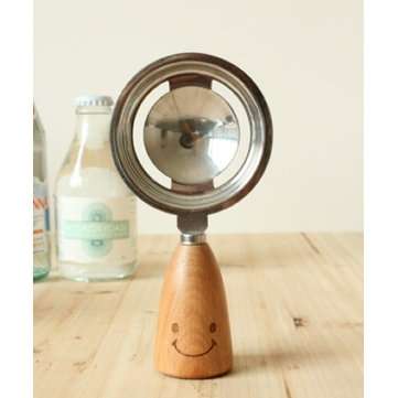 KC-ES029 Stainless Steel Egg Separator Smile Wood Handle Egg White Yolk Divider Kitchen Tools