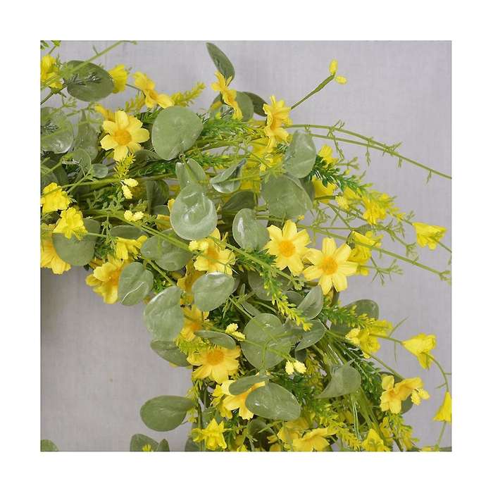 22 Inch Artificial Daisy Flower Spring Wreath with Eucalyptus Wreath Farmhouse Wreath for Front Doo