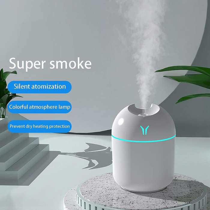 250ML Mini Humidifier USB Personal Desktop Humidifier Aroma Essential Oil Diffuser for Car Home with
