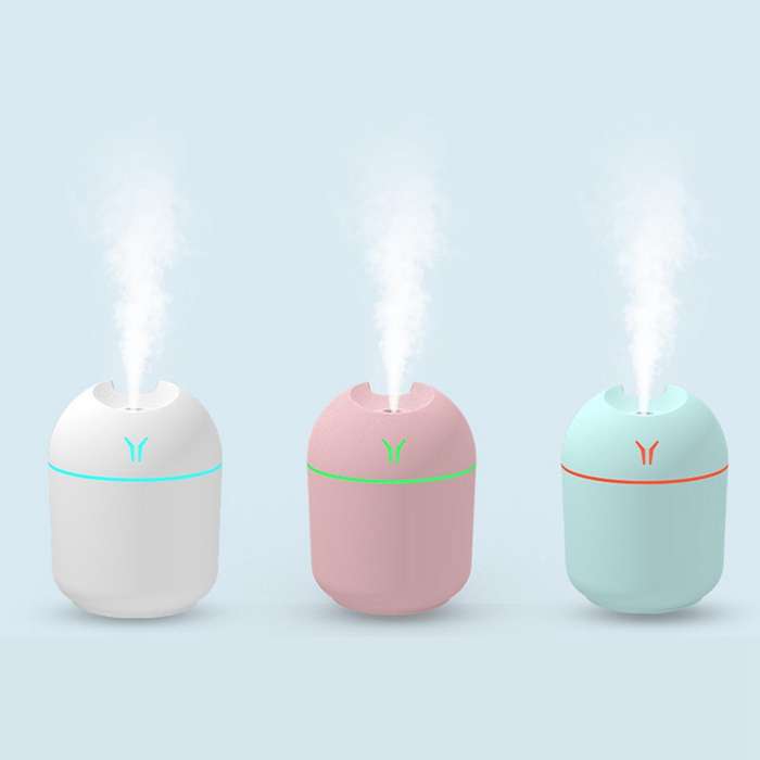 250ML Mini Humidifier USB Personal Desktop Humidifier Aroma Essential Oil Diffuser for Car Home with
