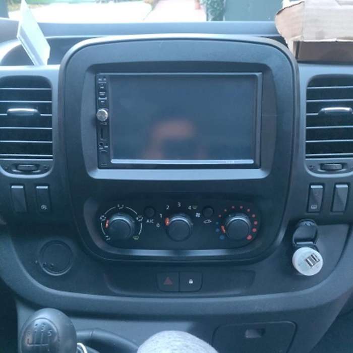 2Din Car Radio Fascia DVD Panel Dash Kit for Trafic Opel Vivaro 2015 Up Auto Stereo Installation Das