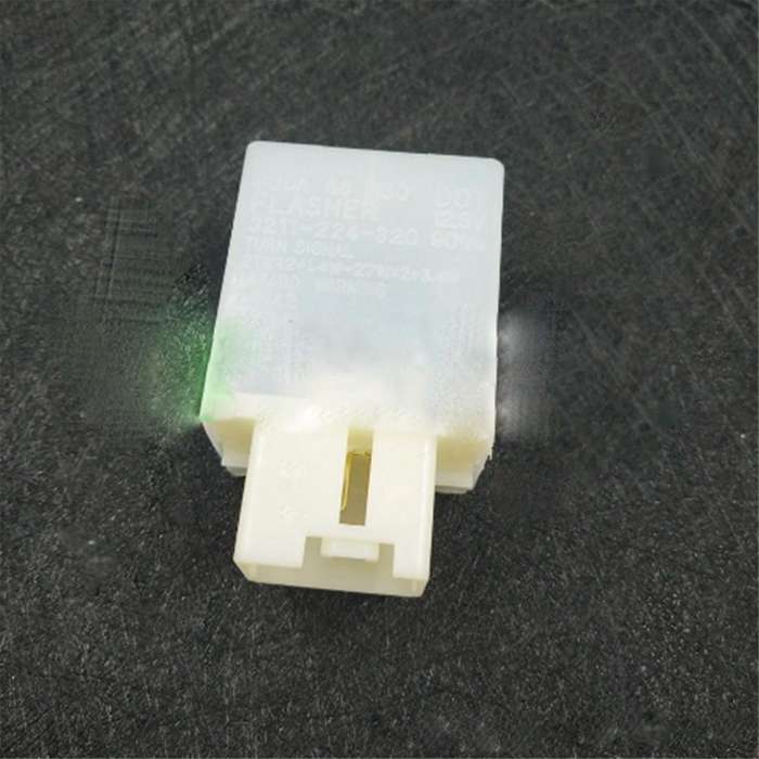 2pcs Automobile Signal Relay Hazard Warning Steering Flasher for 6 Mpv 2002-2006 Gj6a66830 32112243