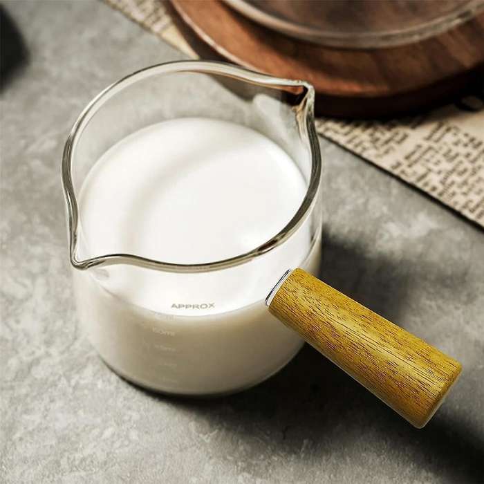 2Pcs Double Spouts Espresso Shot Glasses Measuring Glass Espresso Cups Cookware with Wood Handle for