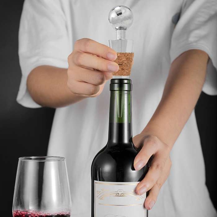 2pcs Wine Stoppers, Alloy Bottle Stoppers for Sealing Wine, Champagne, Beer - Love Decorative Wine