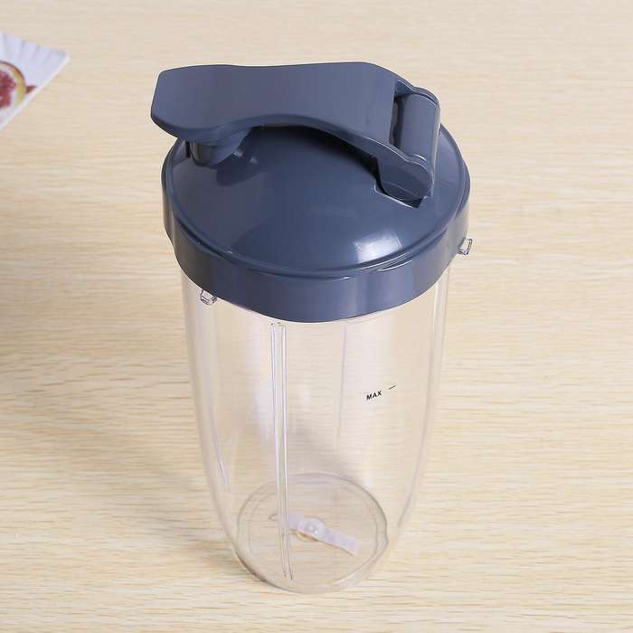 32oz Replacement Cups with Flip Top to Go Lid for 600w and Pro 900w Blender ()