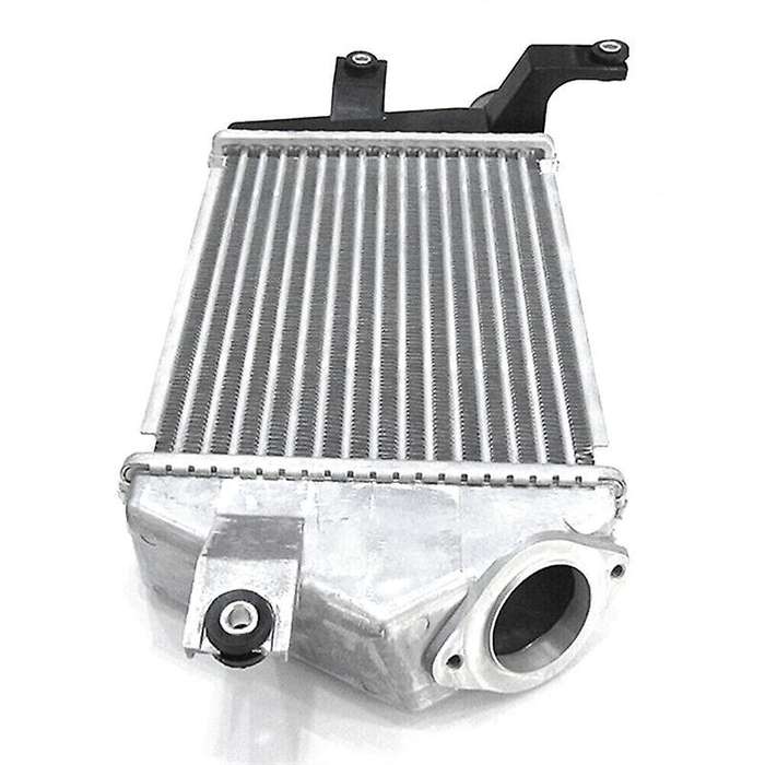 for Triton L200 2.5L 2.8L 4D56 4M41 Intercooler MN135001