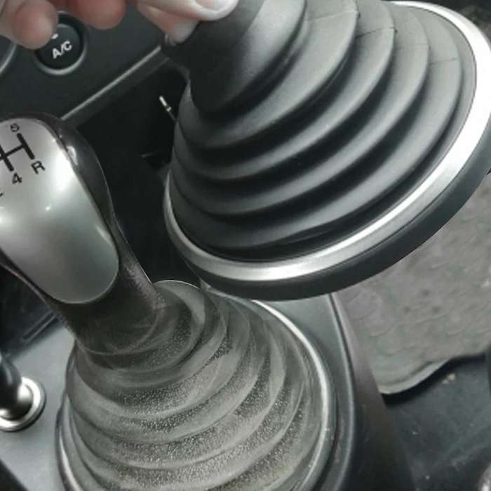 Gear Shift Knob Gaiter Gear Shaft Rubber Gaiter Dust Cover Bottom Frame for Fiesta 2004 2005 2006 20