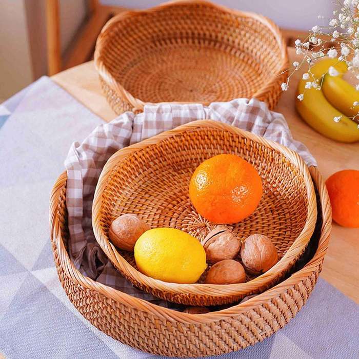 Handwoven Round Rattan Fruit Basket Wicker Basket Picnic Tray Food Storage Basket Fruit Bread Food S
